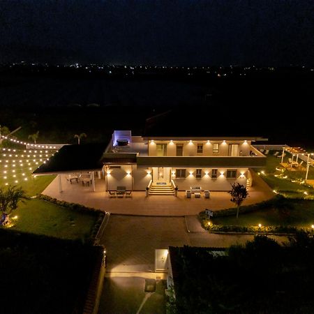 Villa Zefiro Suites & Events Battipaglia Eksteriør billede