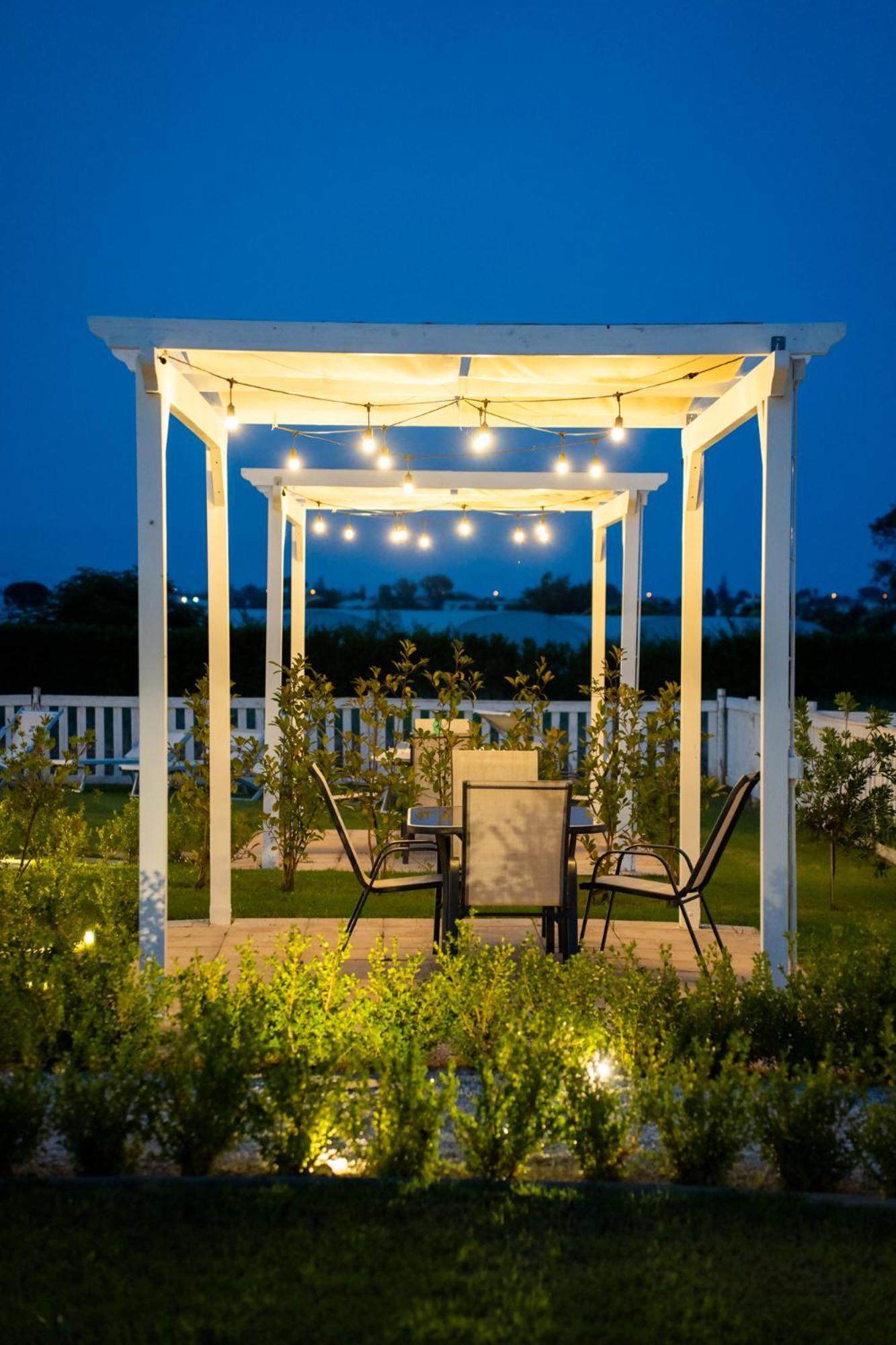 Villa Zefiro Suites & Events Battipaglia Eksteriør billede