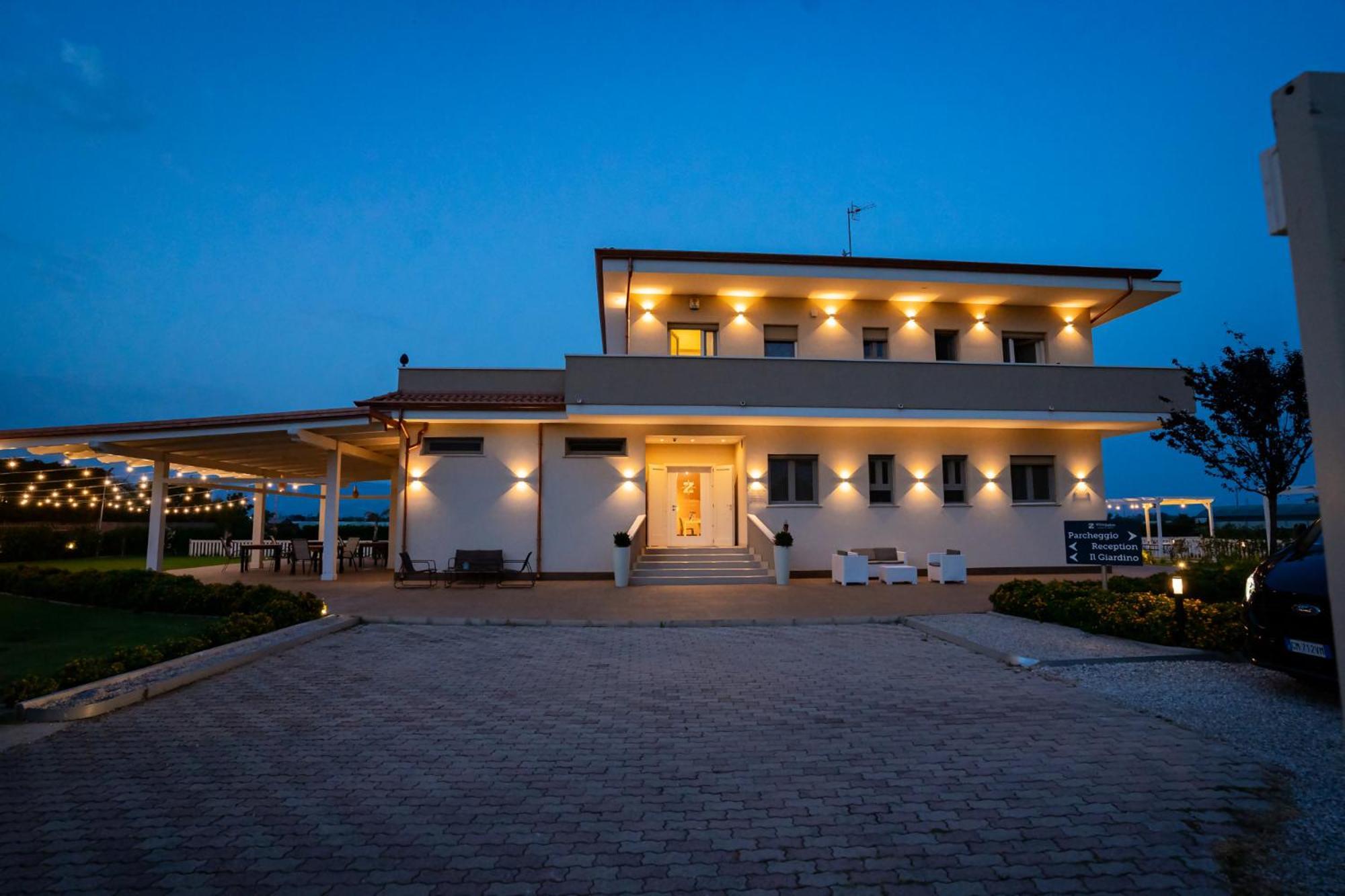 Villa Zefiro Suites & Events Battipaglia Eksteriør billede